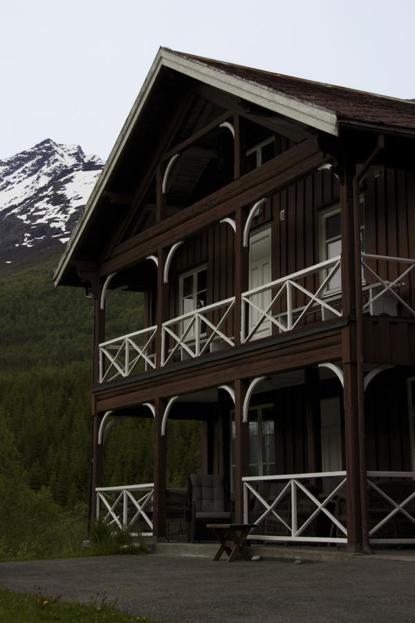Phillipshaugen Lodge Oksendalsora エクステリア 写真